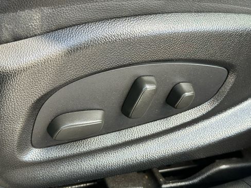 Used 2016 Chevrolet Impala LT w/ Leather Package image 17