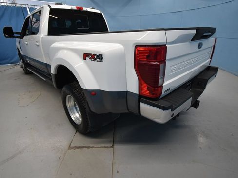 Used 2022 Ford F350 Lariat w/ Lariat Ultimate Package AWD/4WD image 37