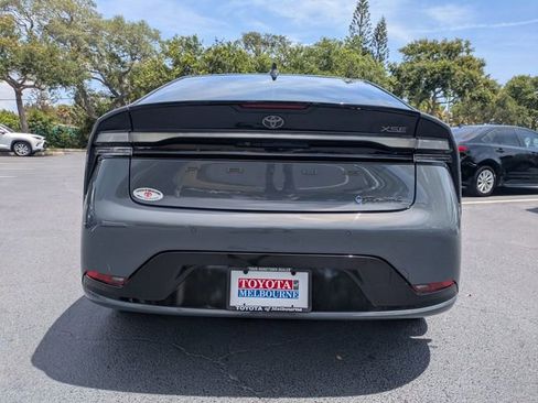 Used 2023 Toyota Prius Prime FWD image 5
