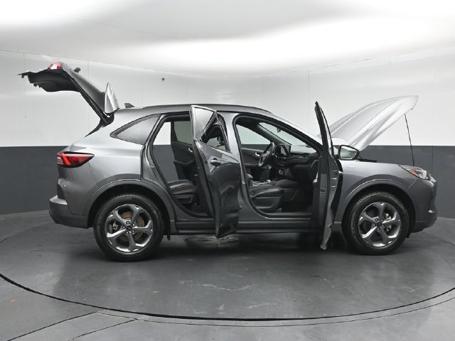 Certified 2024 Ford Escape ST-Line w/ Tech Pack #1 AWD/4WD image 60