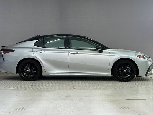 Used 2022 Toyota Camry XSE w/ Carpet Mat Package (TMS) image 7