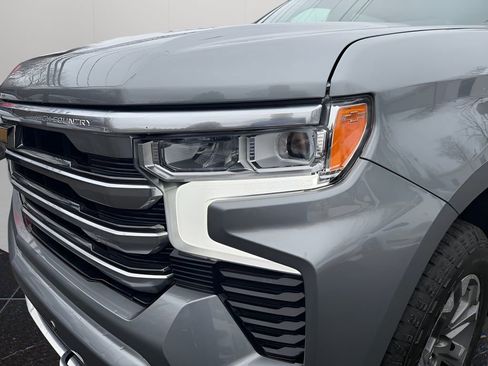 Used 2026 Chevrolet Silverado 1500 High Country w/ Technology Package AWD/4WD image 13
