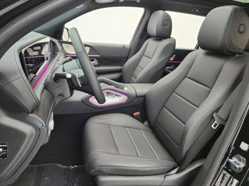 Certified 2026 Mercedes-Benz GLS 450 4MATIC image 15