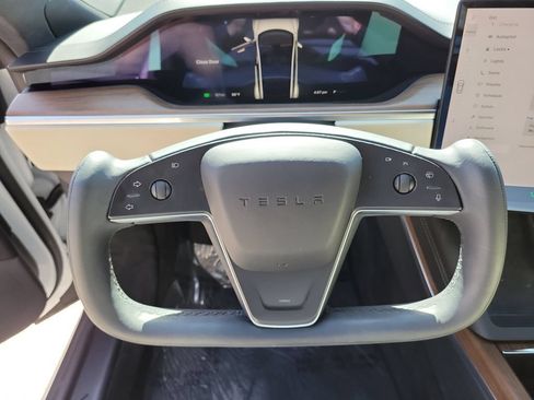 Used 2022 Tesla Model S AWD/4WD image 35