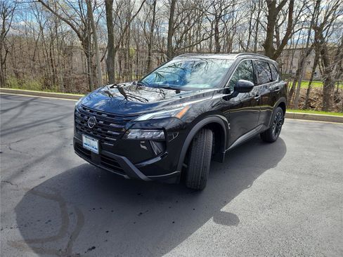 New 2026 Nissan Rogue SV AWD/4WD image 4