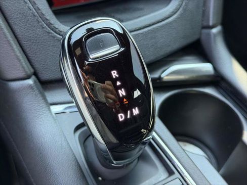 Used 2023 Cadillac XT6 Premium Luxury w/ LPO, Floor Liner Package AWD/4WD image 35