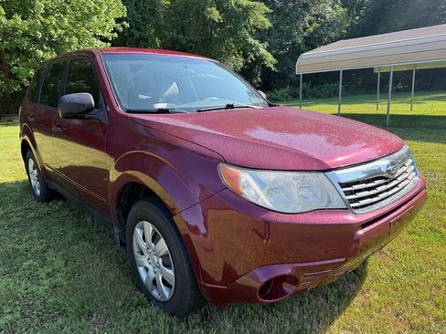 Used 2010 Subaru Forester 2.5X AWD/4WD image 4