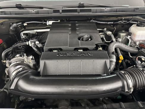 Used 2023 Nissan Frontier PRO-4X w/ Technology Package image 29