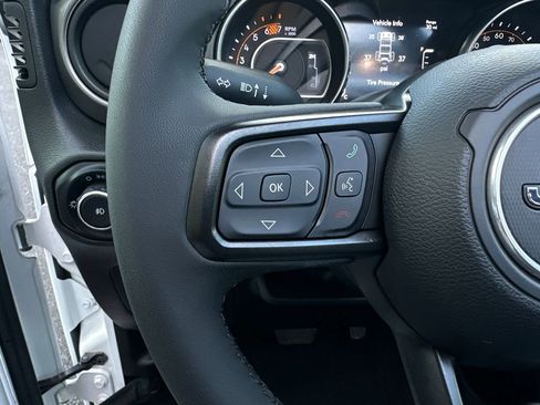 Used 2023 Jeep Wrangler Unlimited Sport w/ Sun And Sound Package AWD/4WD image 21