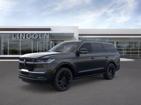 New 2025 Lincoln Navigator Reserve w/ Jet Appearance Package AWD/4WD image 1