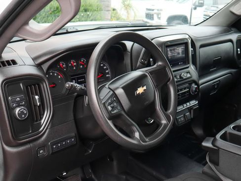 Used 2024 Chevrolet Silverado 2500 W/T w/ WT Convenience Package RWD image 21