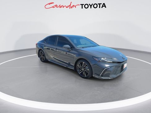 Used 2025 Toyota Camry XSE image 2