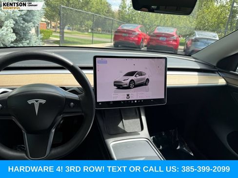 Used 2023 Tesla Model Y Long Range AWD/4WD image 17