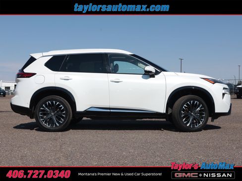 Used 2024 Nissan Rogue Platinum w/ Platinum Premium Package AWD/4WD image 3