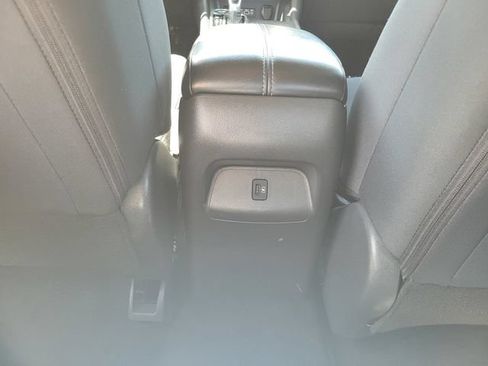 Certified 2024 Nissan Sentra SV FWD image 17