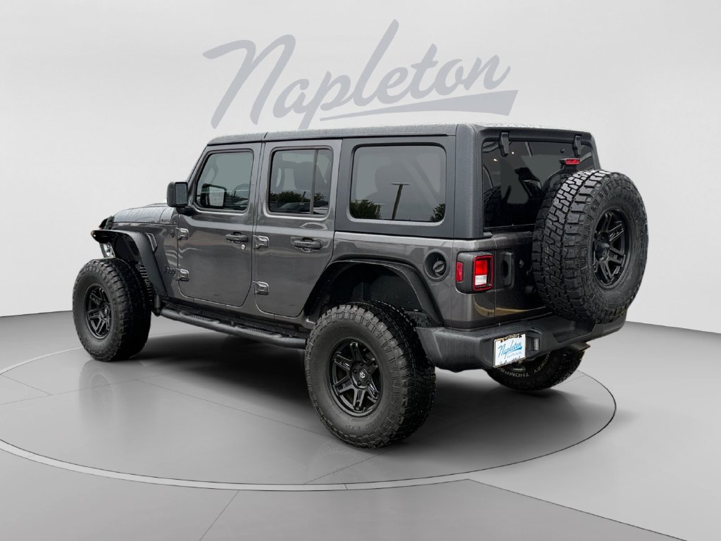 Used 2021 Jeep Wrangler Unlimited Sport AWD/4WD image 3