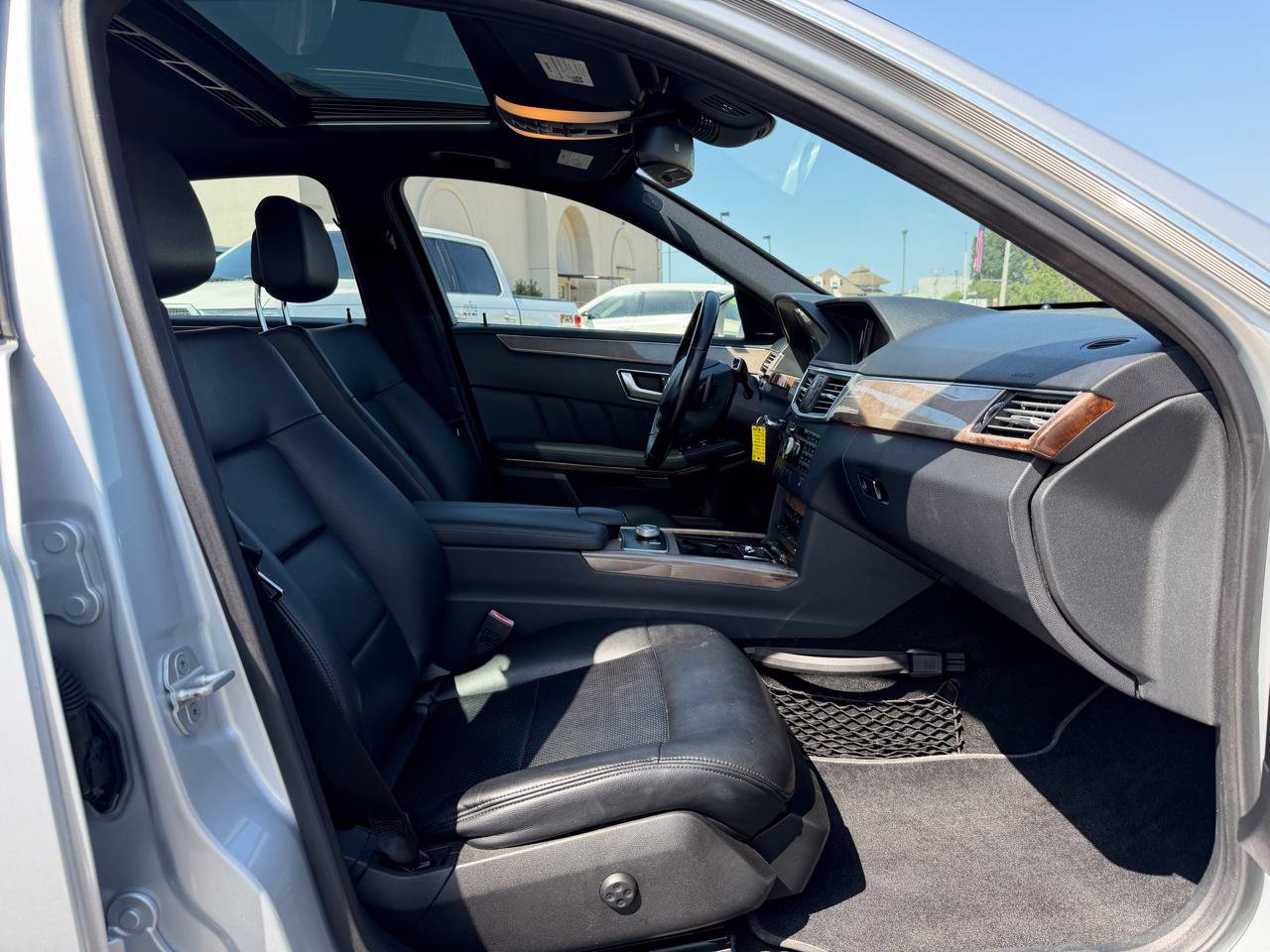 Used 2012 Mercedes-Benz E 350 Sedan image 17