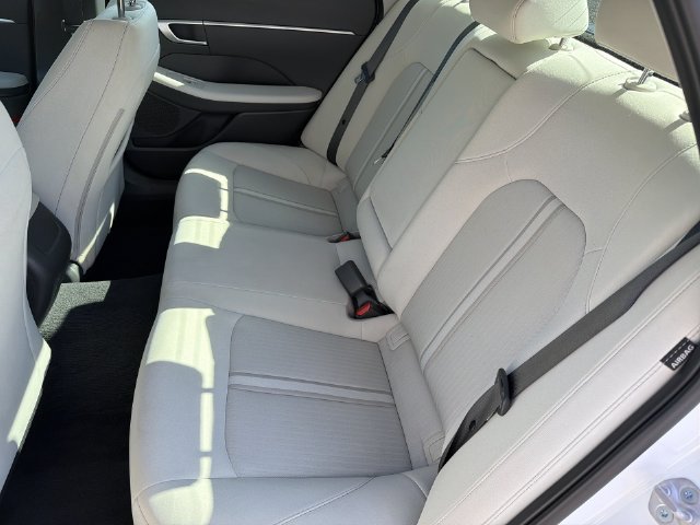 Certified 2025 Hyundai Sonata SEL AWD/4WD image 36