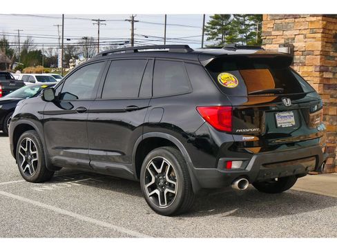 Used 2023 Honda Passport Elite image 5