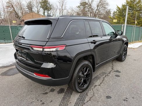 New 2026 Jeep Grand Cherokee Altitude AWD/4WD image 7