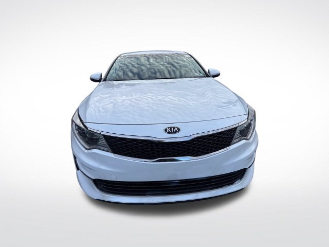 Used 2017 Kia Optima LX FWD image 9