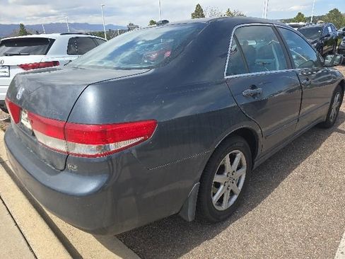 Used 2004 Honda Accord EX image 10