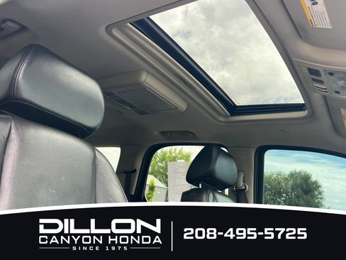 Used 2009 Cadillac Escalade AWD image 18