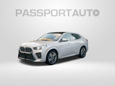 New 2026 BMW X2 xDrive28i w/ Technology Package AWD/4WD image 1