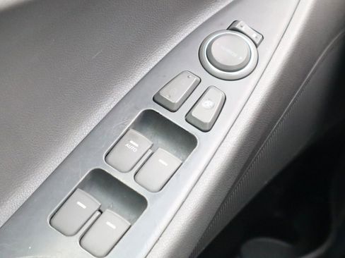 Used 2012 Hyundai Sonata GLS FWD image 27
