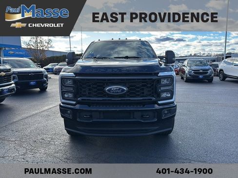 Used 2024 Ford F350 XLT w/ XLT Premium Package image 2