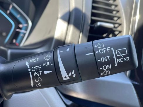Used 2024 Honda Odyssey Touring image 40