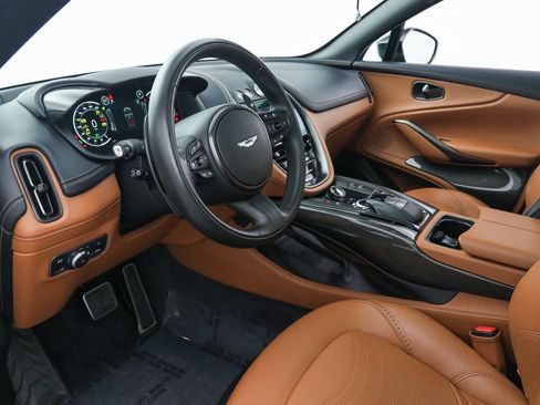 Used 2023 Aston Martin DBX 707 AWD/4WD image 22