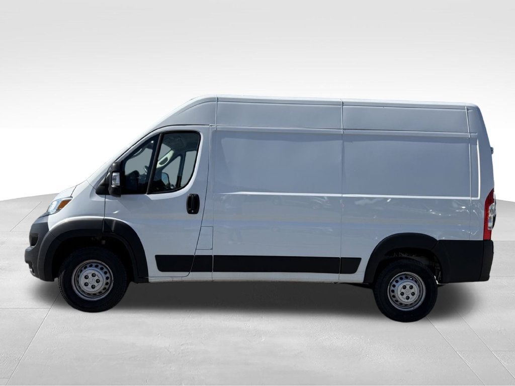 Used 2025 RAM ProMaster 2500 w/ Convenience Group FWD image 2