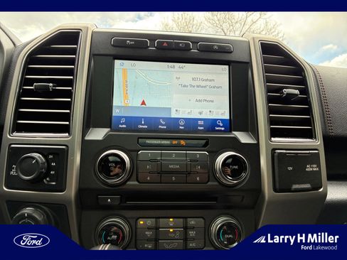 Used 2018 Ford F150 Platinum w/ Technology Package image 12