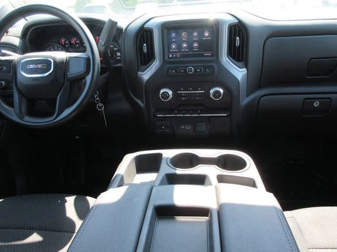 Certified 2023 GMC Sierra 2500 Pro w/ Convenience Package image 17