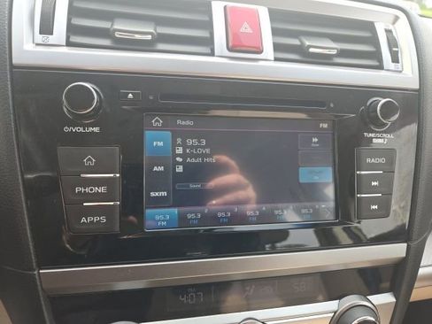 Used 2019 Subaru Outback 2.5i image 18