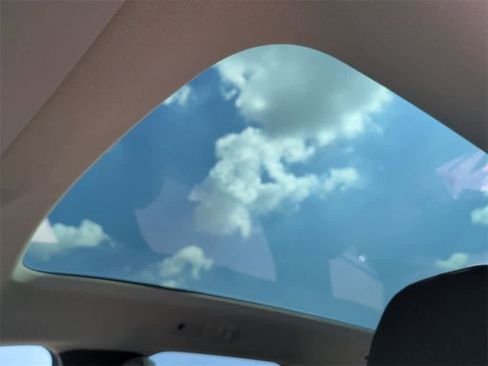 New 2025 Volvo EX90 Ultra w/ Protection Package Premier image 17