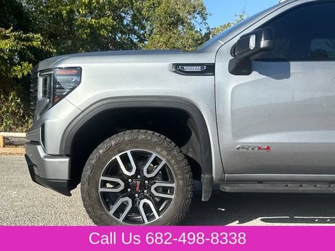 Used 2024 GMC Sierra 1500 AT4 w/ Technology Package AWD/4WD image 5