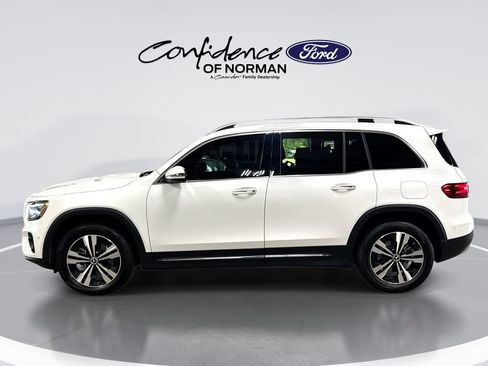 Used 2024 Mercedes-Benz GLB 250 4MATIC image 5
