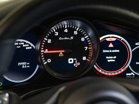 Certified 2022 Porsche Panamera Turbo S AWD/4WD image 19