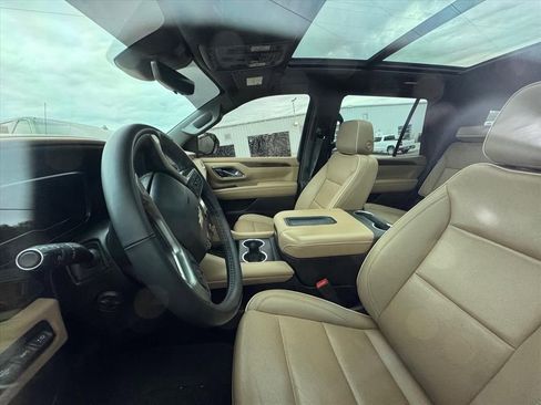 Used 2023 Chevrolet Tahoe Premier w/ Premium Package 2 AWD/4WD image 8