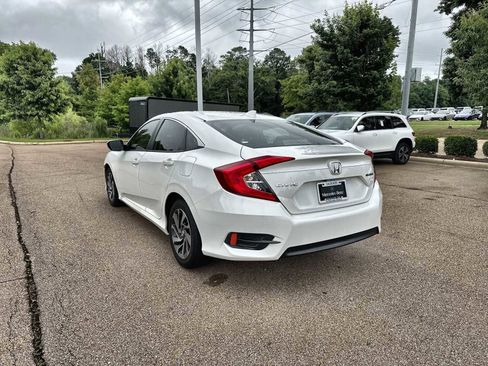 Used 2017 Honda Civic EX image 6