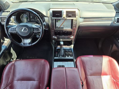 Used 2021 Lexus GX 460 Luxury w/ Sport Design Package AWD/4WD image 28