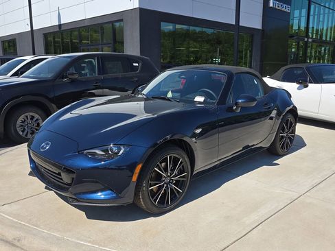New 2026 MAZDA MX-5 Miata Grand Touring RWD image 6