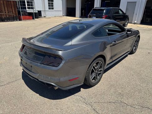 Used 2018 Ford Mustang GT Premium RWD image 7