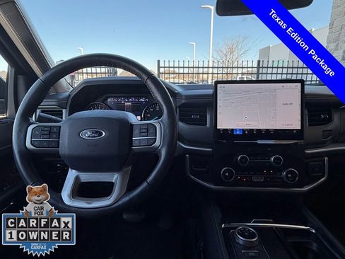Used 2023 Ford Expedition XLT image 8