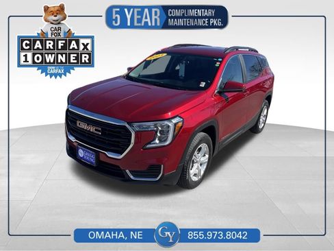 Used 2023 GMC Terrain SLE w/ Driver Convenience Package image 1