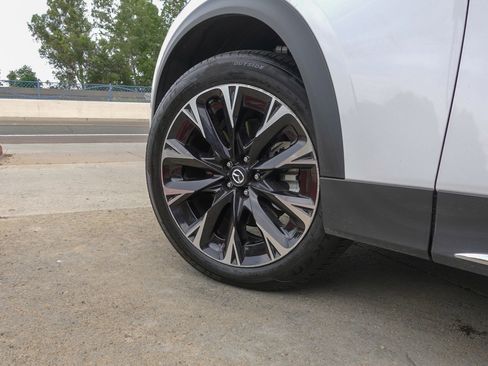 Used 2024 MAZDA CX-90 Plug-In Hybrid w/ Premium Plus image 8