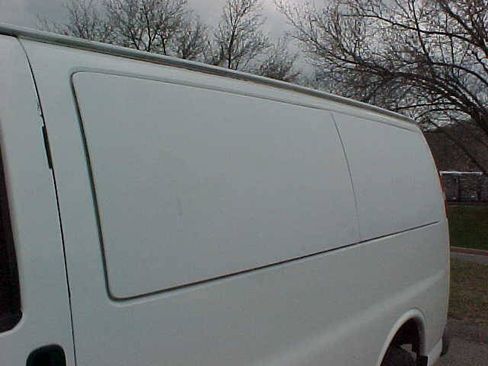 Used 2013 Chevrolet Express 3500 w/ Express Access Plus Package RWD image 4