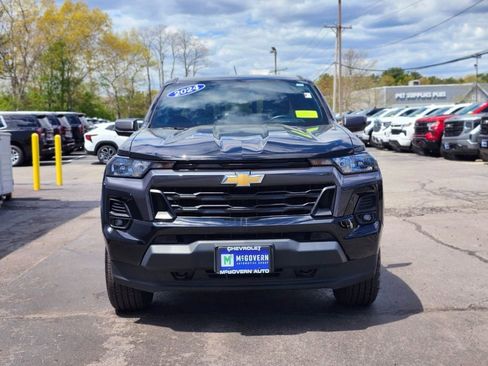 Used 2024 Chevrolet Colorado LT w/ LT Convenience Package II AWD/4WD image 8